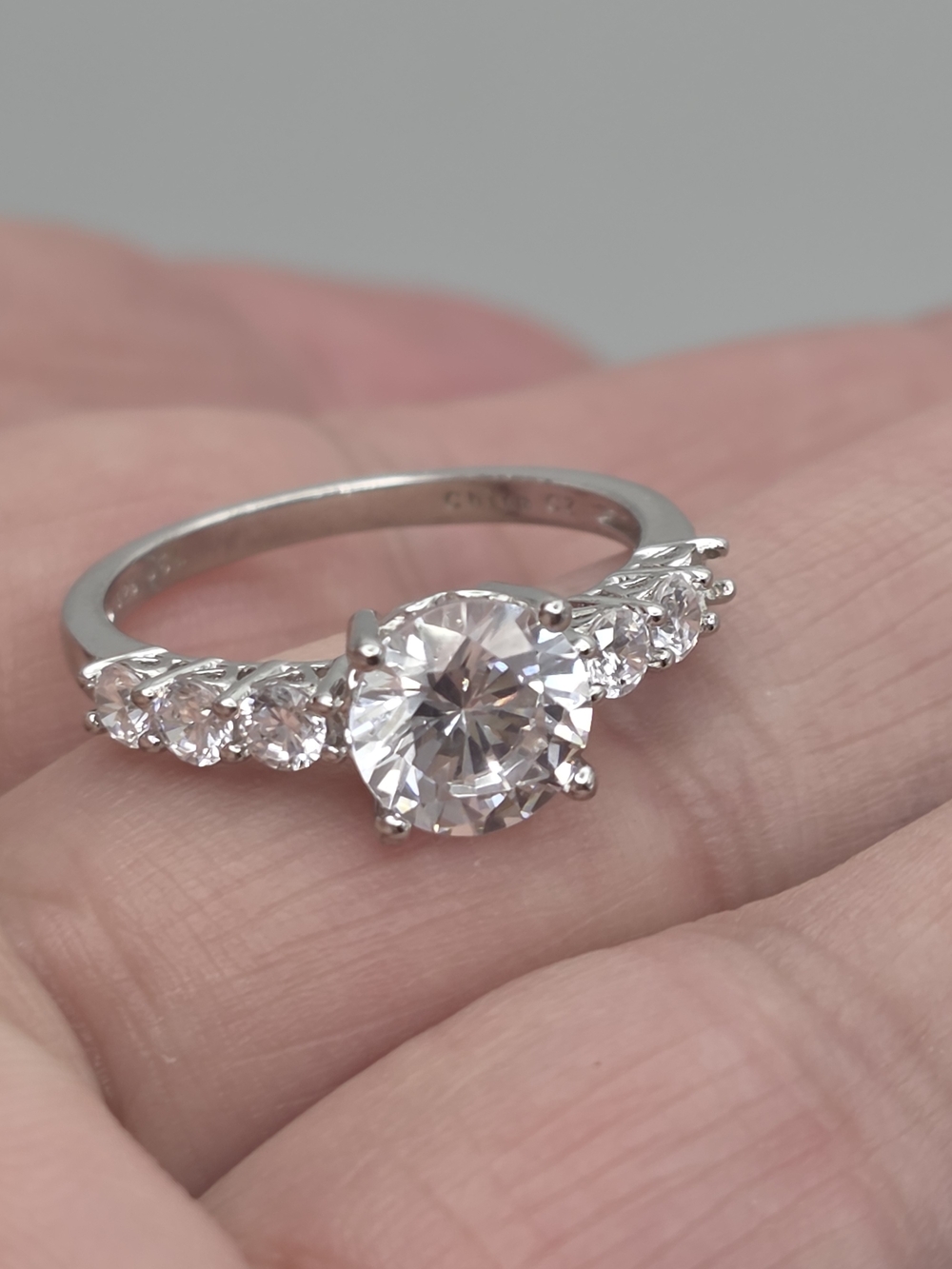 Classic Clear CZ  Stone Sterling  Silver Engagement Ring Size 9